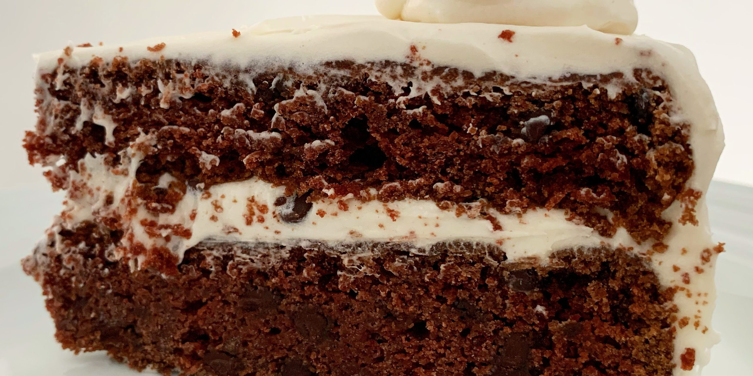 chocolate cake with cream cheese frosting